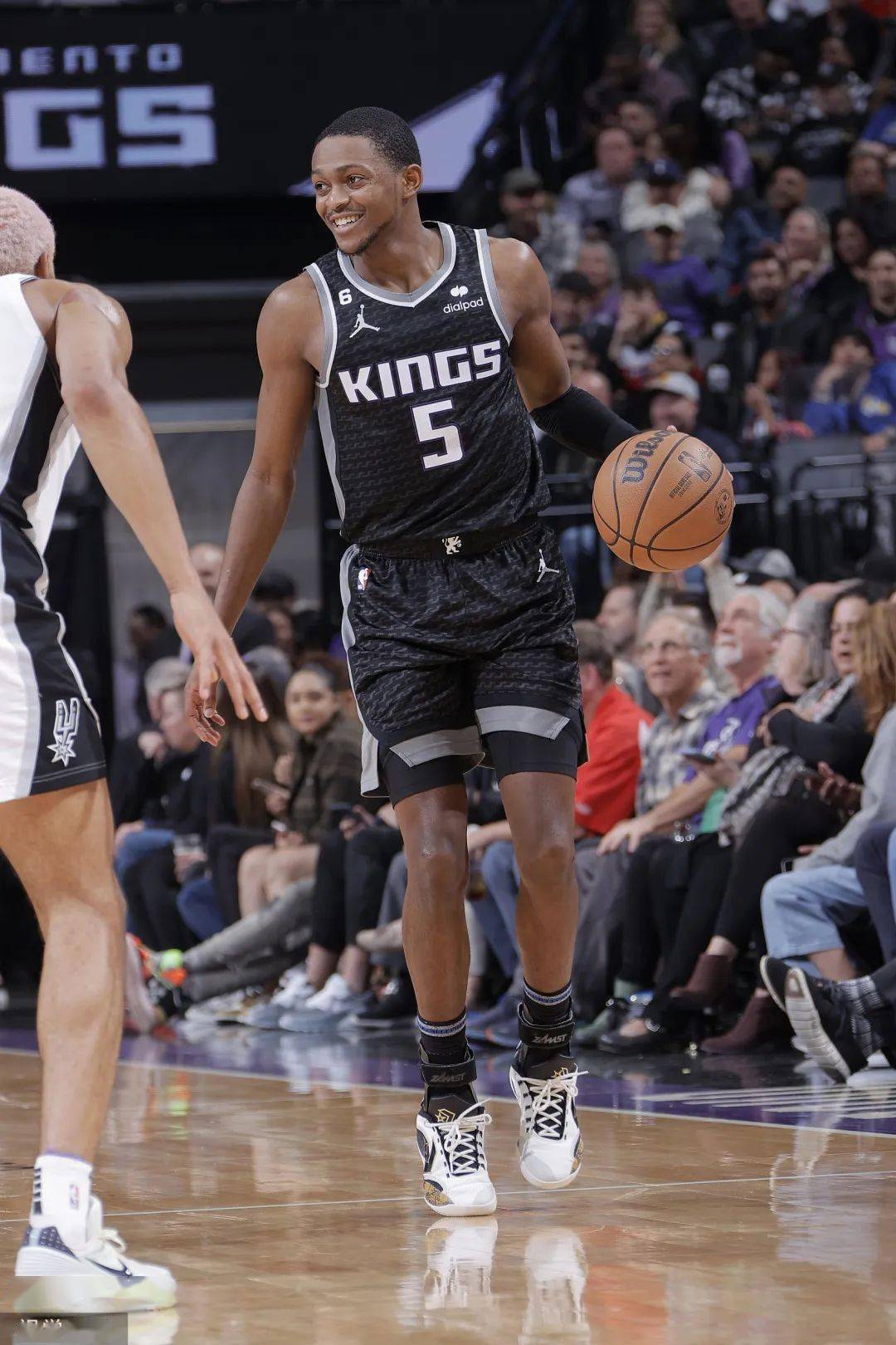 金年会官方入口-包含太狠了！风云突变萨克拉门托国王今夜主帅复盘关键时刻纽约尼克斯状态回暖，洛杉矶湖人围绕社区盾官宣签约的词条